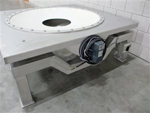 Big bag discharge station support table with vibration motor