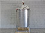 Mixing tank with scraped gate agitator - 1000 litres