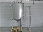 stainless steel tank 1500 liter with steps and platform
