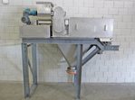 Brabender DBW weight-belt feeder with DDSR twin screw feeder