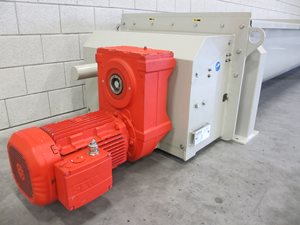 Twin mixing screw feeder