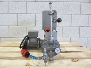 Bran+Luebbe (Novados) N-P 41 metering pump