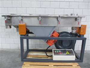 Vibrating screen - 2 decks - 3 fractions - with air flow