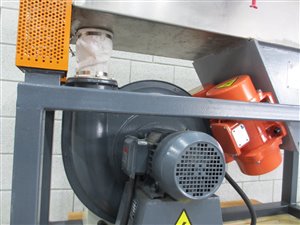 Vibrating screen - 2 decks - 3 fractions - with air flow