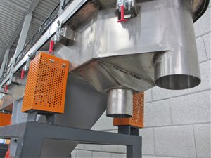 Vibrating screen - 2 decks - 3 fractions - with air flow