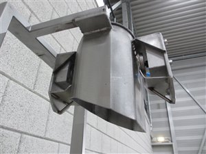 Filler with weighing for open-mouth bags