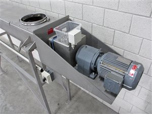 Van Beek TR 250 screw conveyor
