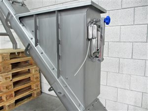 Elevating screw conveyor 210 x 3800 mm