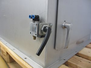 big bag connecting system with bag straightening