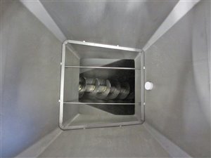 Big bag discharge station with screw elevator - weighing