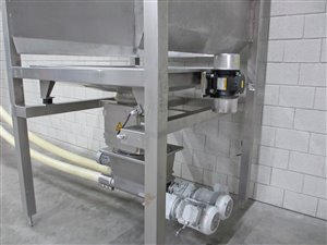 Big bag unloading station with 2 flexible discharge screws