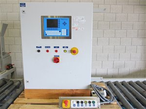 bulk bag filling station with pallet dispenser and conveyors