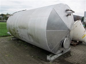 10.000 litre stainless steel tank - insulation