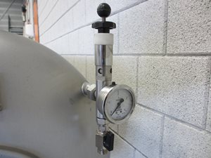 500 litre stainless steel pressure tank - 3 bar
