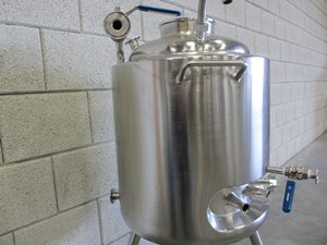 40 Litre jacketed tank -1/3.5 bar