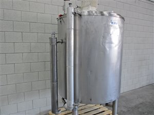 Mixing tank with high shear mixer - heat exchanger - insulation - 1000 litres