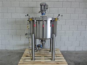 150-litre stainless steel tank with jetstream mixer