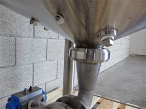 150-litre stainless steel tank with jetstream mixer