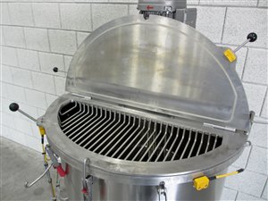 150-litre stainless steel tank with jetstream mixer