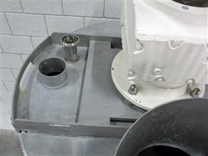 Visco-tank VV1000 with feed screw for positive displacement pump