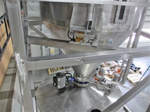 2500 litre weighing silo with 2000 litre buffer silo