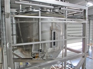 2500 litre weighing silo with 2000 litre buffer silo