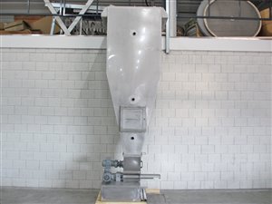Brabender DDSR60 volumetric feeder with silo