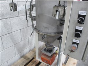 ARBO KDA-DV/35 gravimetric vibratory feeder