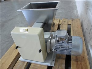 K-Tron Soder S200 feeder